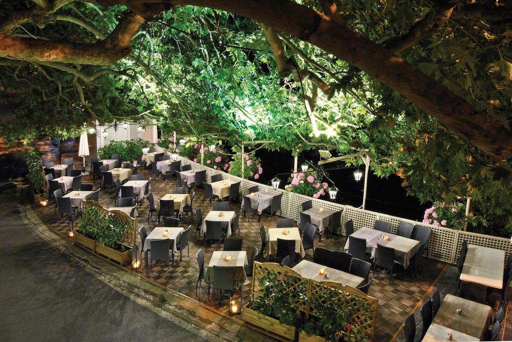 Kentrikon Hotel Langadia Exterior photo