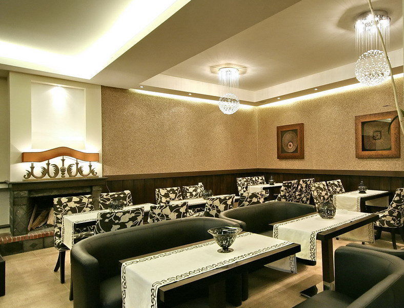 Kentrikon Hotel Langadia Exterior photo